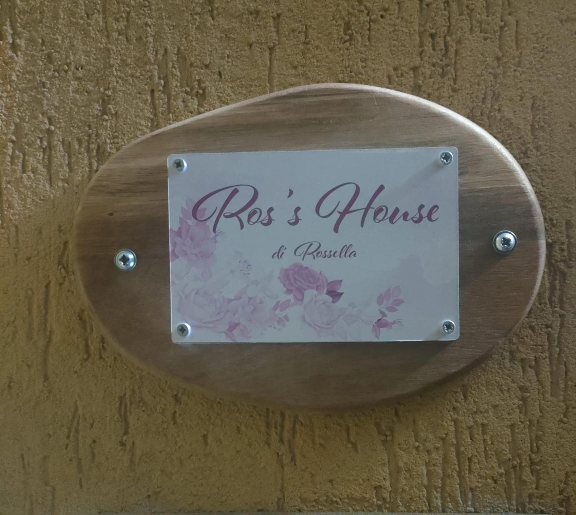 Ros' S House Hotell Corchiano Eksteriør bilde